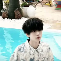 Nhiếp Vĩ Thần