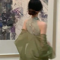Lục Ái Phương 