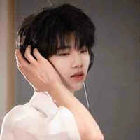 Trương Hàm Thuỵ