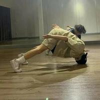 ghệ Quang Anh (tg)