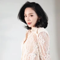 Nguyễn Khoa Tóc Tiên _Cô