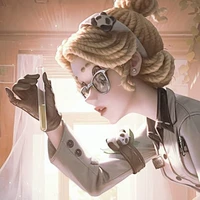 Emily Dyer [Bác sĩ]