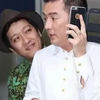 Gác cổng thành Sina 