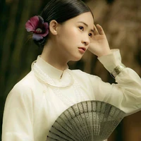 Âu Phu Lạc Tư Ny Khắc Lý An 『mẹ』