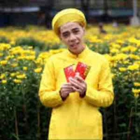 Quang Hùng ( anh trai Duy )