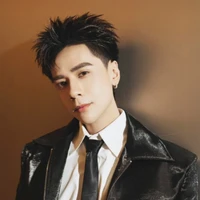 quang hùng