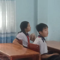 t/g này hơi vô tri