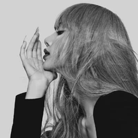 Lalisa Manobal