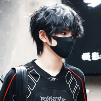 Vương Lỗ Kiệt_K