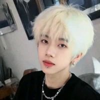 Trương Hàm Thụy_gã