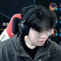 Choi Wooje ( Zeus-cậu )