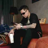 Bùi Thế Anh(andree right hand)