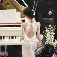 Trương Tiểu Nguyệt-mẹ cô