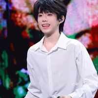Trần Dịch Hằng _ nhóc
