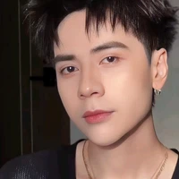 Quang Hùng
