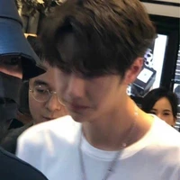 Vương Nhất Bác