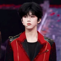 Trương Hàm Thụy _Anh4