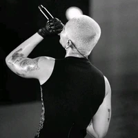 Lê Thượng Long.⁹⁸﹝Wean Lê﹞