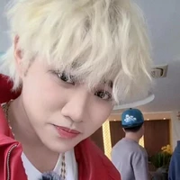 Hoàng Đức duy