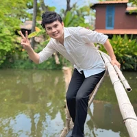 Kim Tiểu Long-Lý trưởng