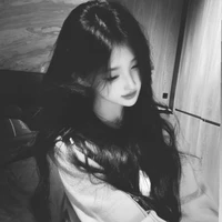 Trương Ngọc Giàu : Cô Ta.