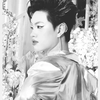 Nguyễn Thanh Pháp :  Nàng.