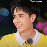 Lê Quang Hùng ( chưa xuyên không) 