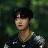 Jeong Jihoon (chovy)