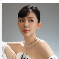 Nguyễn khoa tóc Tiên ( tóc Tiên)