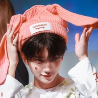 Hong Jisoo (Joshua)