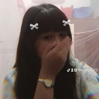 t/ g này bị khùng