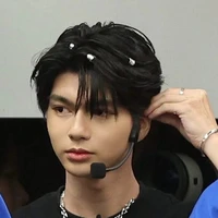 Nguyễn Đức Luyện (_im.zaya_)