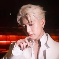 Thái Lê Minh Hiếu (_hieu_hihi)