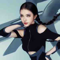 Nguyễn Hoàng Ly_LyLy