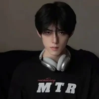 TRẦN SƯ TỬ-badboy