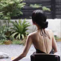 Mẹ các anh top(Yến)