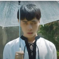 Người đàn bà híp hốp((=