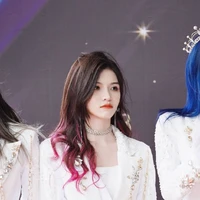 Diệp Thư Kỳ-YSQ