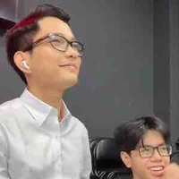 Trung Hiếu (hlv titan)