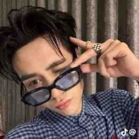 Nhỏ t/g 🐛🍭