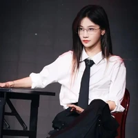 Viên Nhất Kỳ - Y