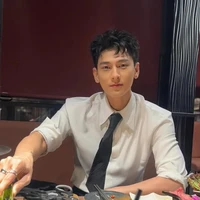 isaac (bạn thân )