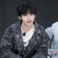 Dương Hàm Bác_Hắn