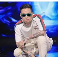 Bùi Thế Anh (Andree Right Hand)