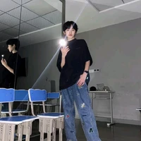 Tả Kỳ Hàm"Y"