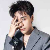 Lê Quang Hùng-Q.Hùng MasterD