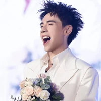 lê quang hùng(phone)