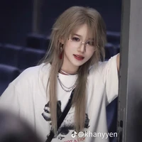 Trần Kha(cô)