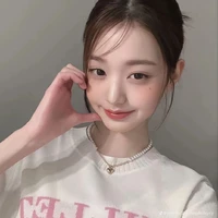 Jung Wonyoung (chị gái cô)