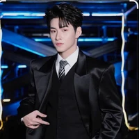 Huỳnh Hoàng Hùng _ Hùng Huỳnh